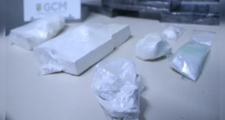 Ação conjunta da Polícia Civil e GCM desmantela tráfico de drogas em PG