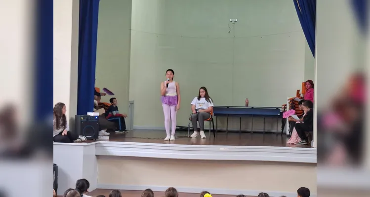 A apresentação da turma recebeu muitos elogios de colegas, familiares e profissionais que assistiram e ficaram tocados pelo tema.