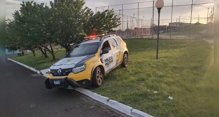 Populares acionaram a Polícia Militar para atender a ocorrência.