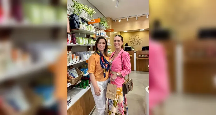 Niceli Fernandes e Mariana Fabris