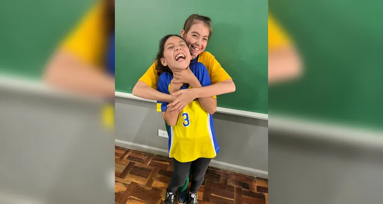 Ao longo da dinâmica, os alunos recriaram movimentos e ações que devem ser tomadas em casos de acidentes.