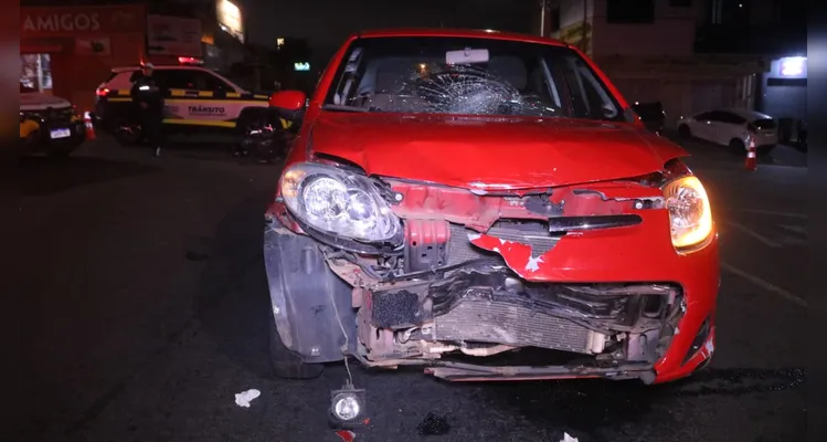 Um Fiat Palio se envolveu na colisão.