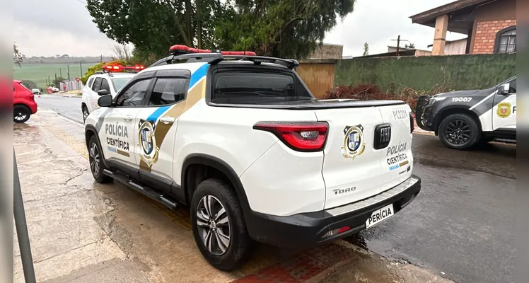 Mulher é flagrada com bebidas vencidas e lacres rompidos durante operação em PG
