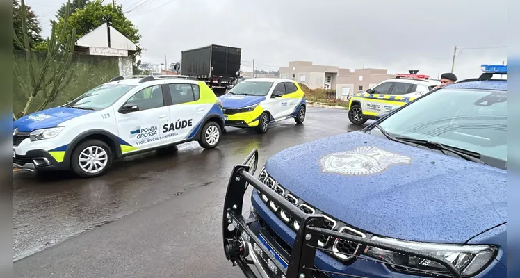 Mulher é flagrada com bebidas vencidas e lacres rompidos durante operação em PG