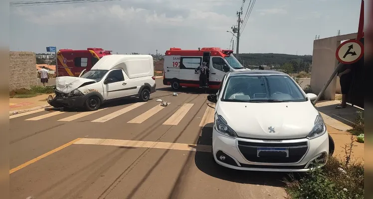Motorista bate carro e chuta mulher após acidente em PG