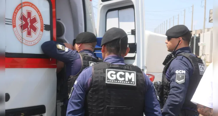 Motorista bate carro e chuta esposa após acidente em PG