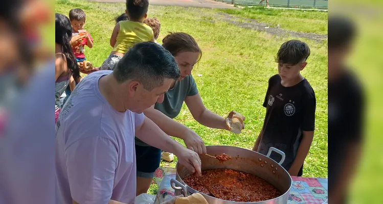 Dia das Crianças é celebrado com festa para mais de 300 crianças na Vila 31 de Março