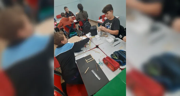 A proposta final realizada pela turma envolveu a criação de uma maquete.
