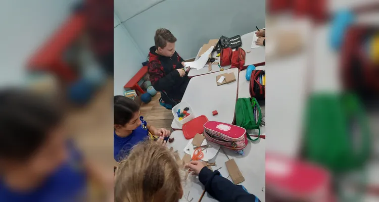 A proposta final realizada pela turma envolveu a criação de uma maquete.