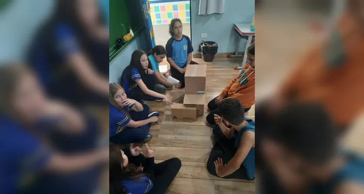 A proposta final realizada pela turma envolveu a criação de uma maquete.