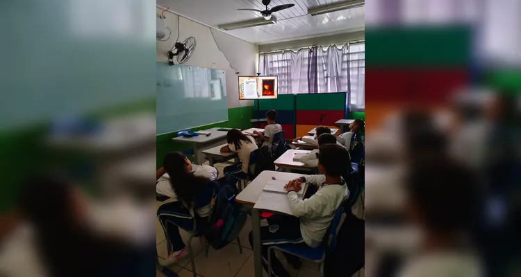 Confira a série de registros em sala de aula.