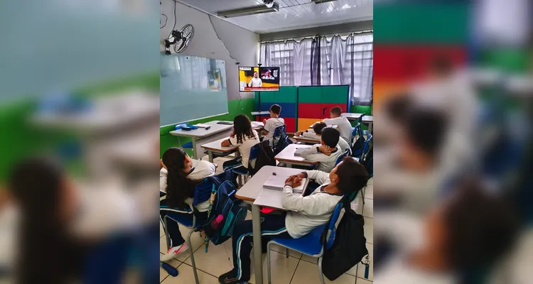 Confira a série de registros em sala de aula.