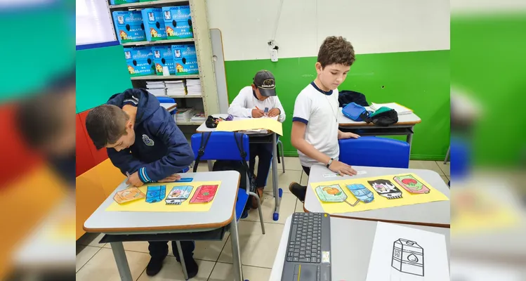Confira a série de registros em sala de aula.
