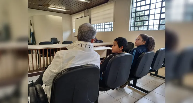 A visita possibilitou aos alunos compreender como funciona o dia a dia do Fórum.