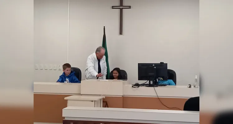 A visita possibilitou aos alunos compreender como funciona o dia a dia do Fórum.