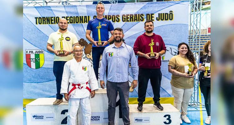 Leões do Tatame conquista título no Torneio Regional Campos Gerais de Judô