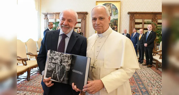 Papa Leão XIV recebe presidente Lula no Vaticano; veja fotos