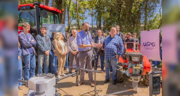 Roni Miranda e Bakri entregam R$ 700 mil para modernizar Colégio Agrícola