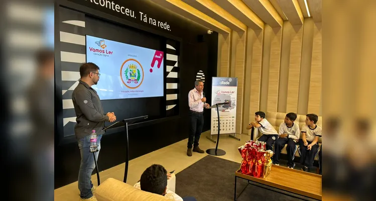 Confira a série de registros da diversificada premiação dos estudantes ortigueirenses.