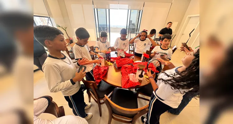 Confira a série de registros da diversificada premiação dos estudantes ortigueirenses.