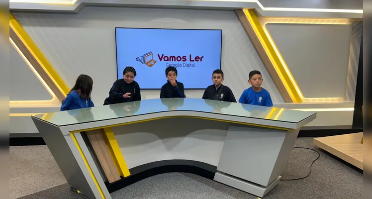 Veja a série de registros da cerimônia que encantou os estudantes.