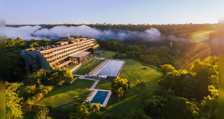 Coluna RC destaca programação especial de Natal e Réveillon do Gran Meliá Iguazú