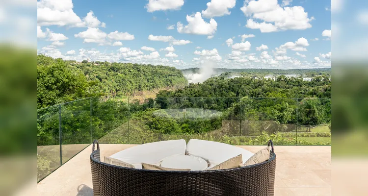 Coluna RC destaca programação especial de Natal e Réveillon do Gran Meliá Iguazú