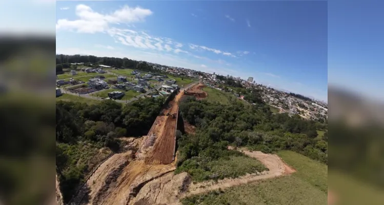 Aporte de R$ 95,2 mi em 'corredores viários' leva desenvolvimento a bairros de Ponta Grossa