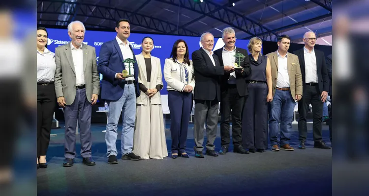 O governador Carlos Massa Ratinho Junior participou nesta sexta-feira (28) do encontro estadual do Sistema Ocepar.