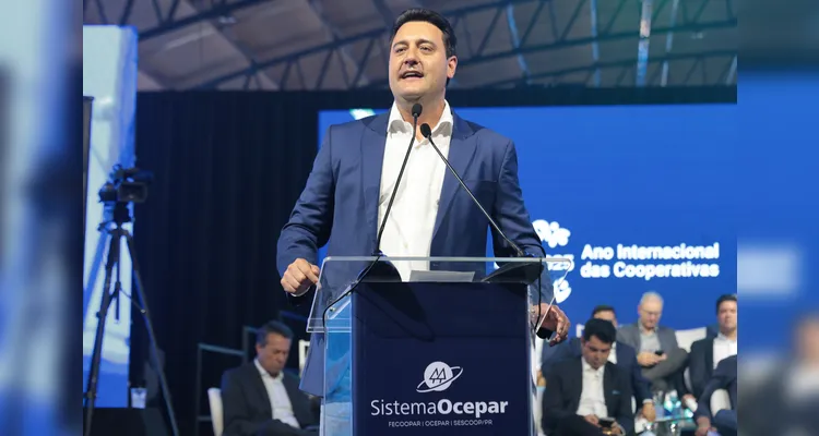 Ratinho Junior discursou para mais de 2 mil cooperativistas.