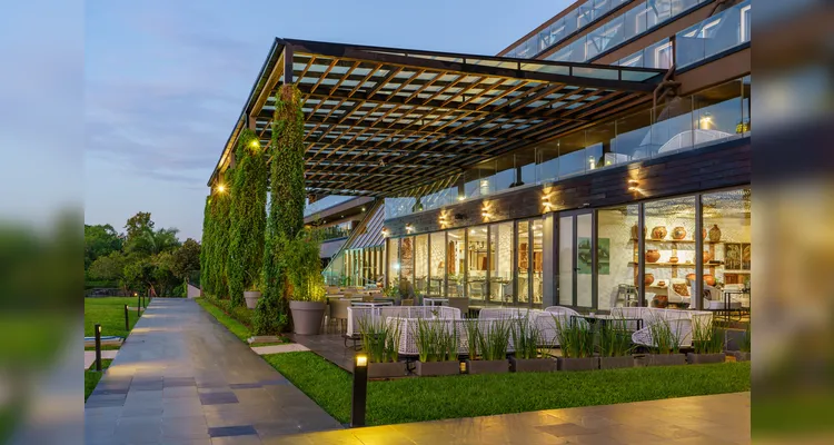 Coluna RC destaca programação especial de Natal e Réveillon do Gran Meliá Iguazú