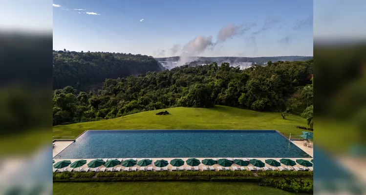 Coluna RC destaca programação especial de Natal e Réveillon do Gran Meliá Iguazú