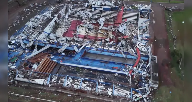 Informações sobre desalojados e desabrigados ainda estão sendo levantadas.