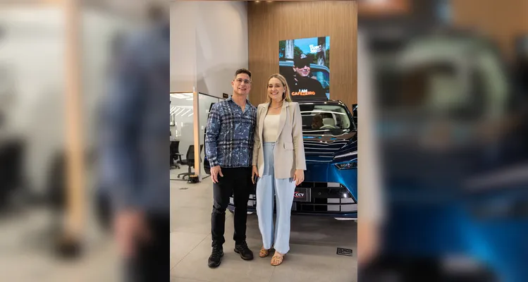 Breno Santos e Carla Carbonar