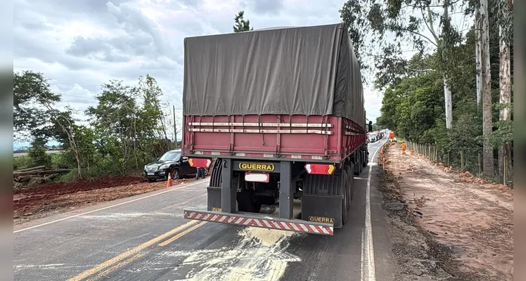 Veja fotos do acidente que deixou um homem morto entre Ponta Grossa e Palmeira