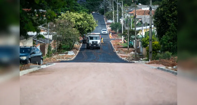 Ruas da 'Vila Borato' recebem R$ 18 mi em pavimentação