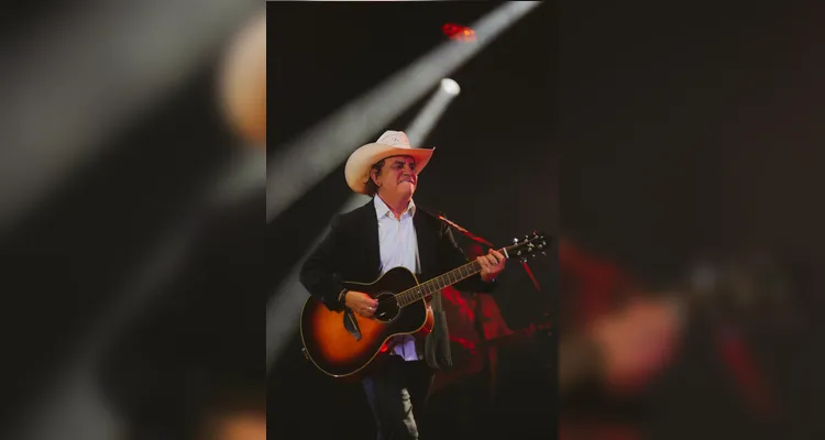 Chitãozinho e Xororó lotam Centro de Eventos durante último dia de shows na 34ª München