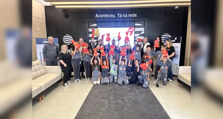 Premiação com a rede municipal de Carambeí.