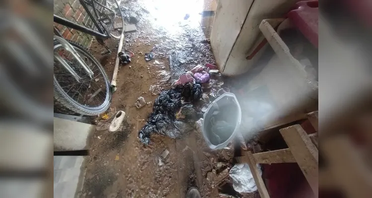 Casa abandonada com escorpiões preocupa moradores do Jardim América