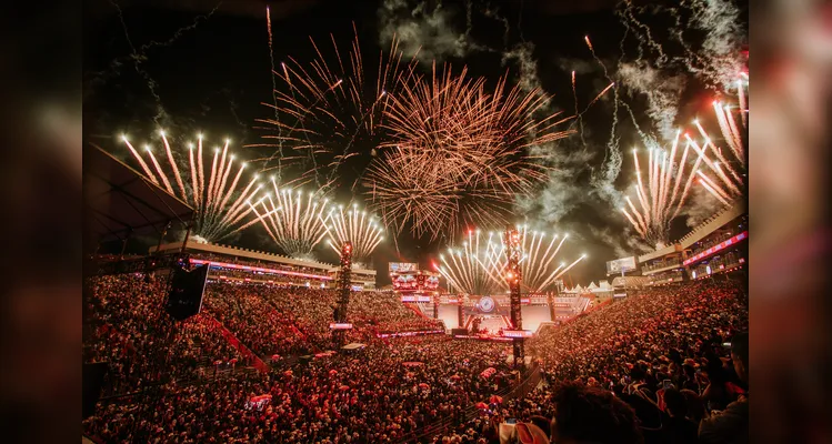 Fotógrafo ponta-grossense consolida carreira em shows e festivais sertanejos