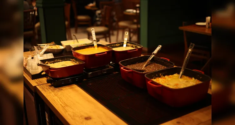 Local tem buffet no almoço