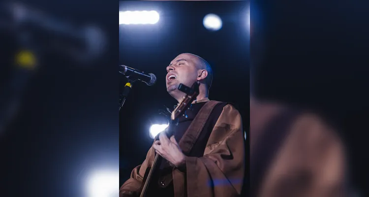 Fotógrafo ponta-grossense consolida carreira em shows e festivais sertanejos