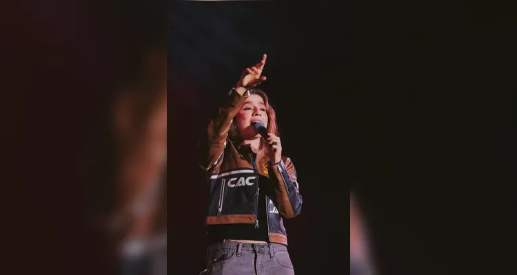 Gustavo Mioto lota Centro de Eventos na penúltima noite da 34ª Münchenfest