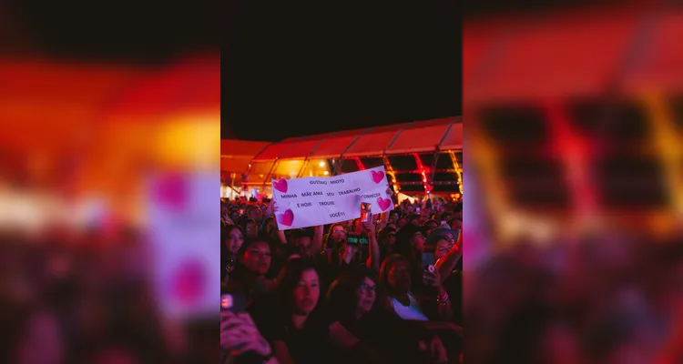 Gustavo Mioto lota Centro de Eventos na penúltima noite da 34ª Münchenfest