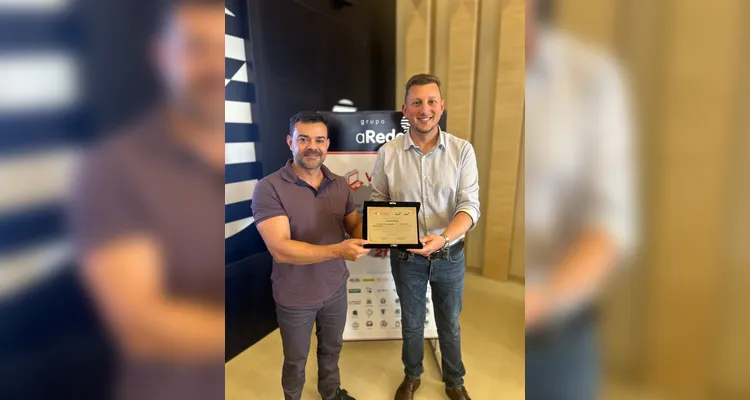 Diversos momentos trouxeram uma manhã especial com visita guiada, lanche e prêmio aos estudantes.