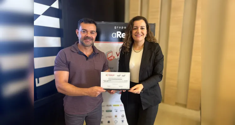 Diversos momentos trouxeram uma manhã especial com visita guiada, lanche e prêmio aos estudantes.