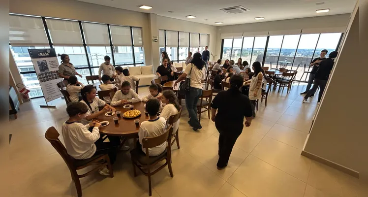 Confira os principais momentos do diversificado evento de premiação na tarde desta terça-feira (4).