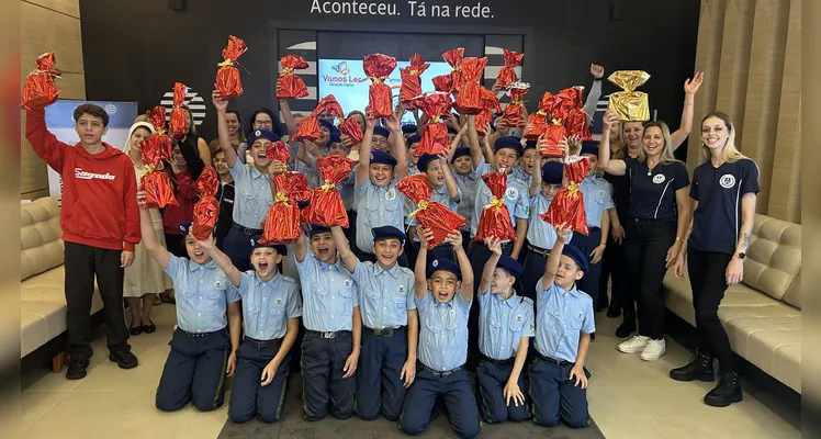 Premiação com a rede municipal e Colégio Sagrada Família de Ipiranga.