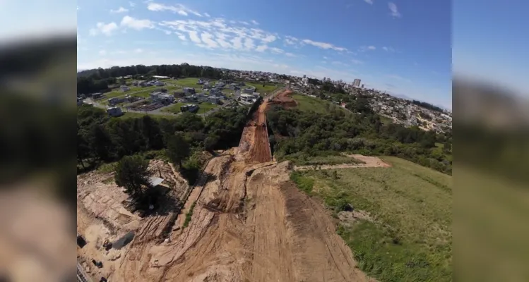 Aporte de R$ 95,2 mi em 'corredores viários' leva desenvolvimento a bairros de Ponta Grossa