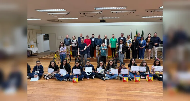 Rotary Club de Castro premia vencedores da Maratona Intelectual 2025